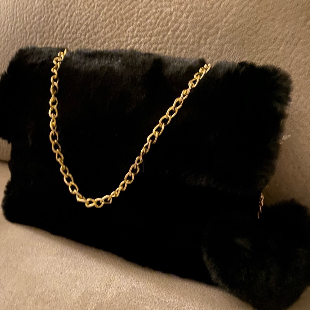 Black faux fur shoulder women bag